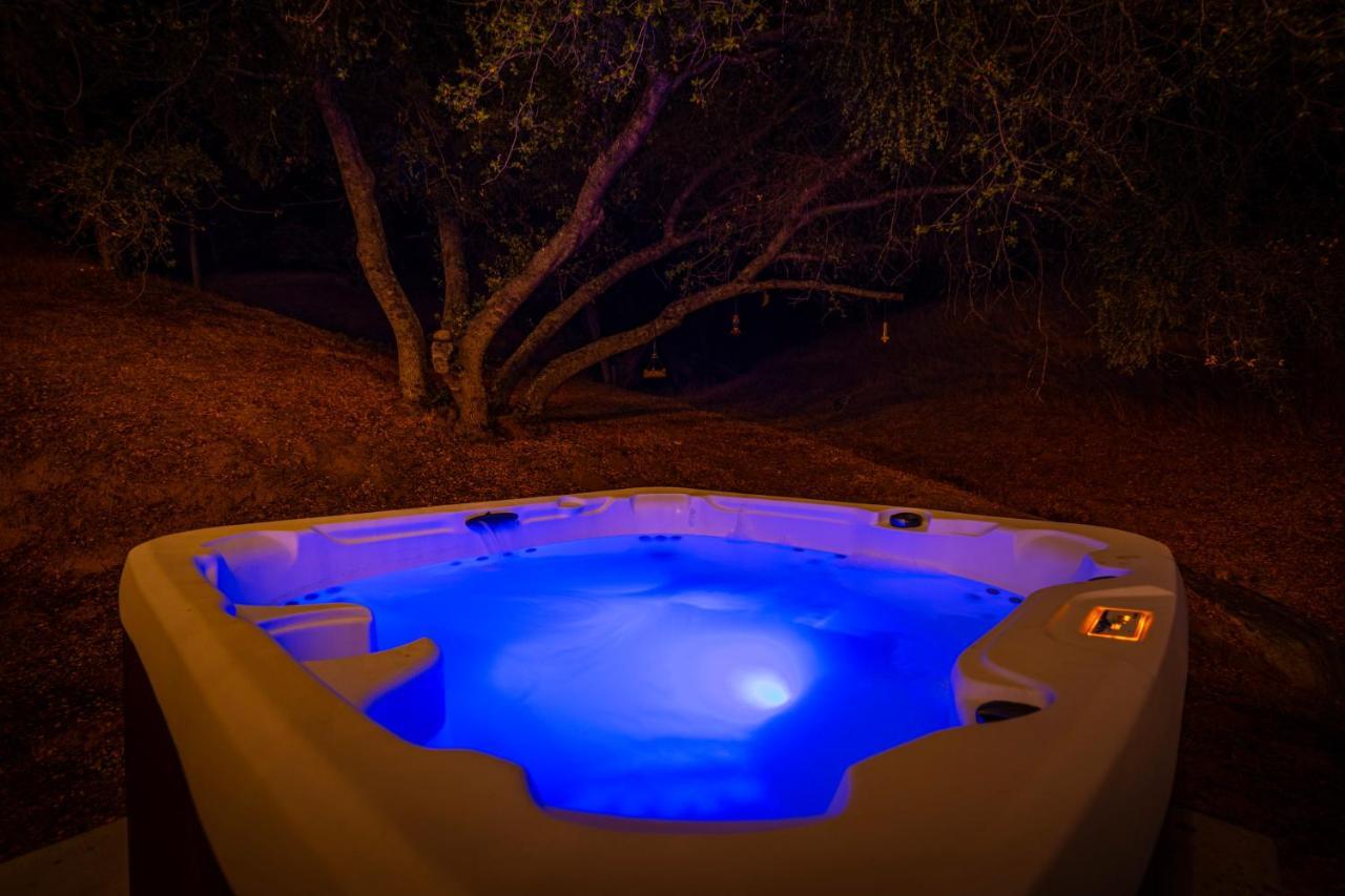 Вилла Mountain Majesty With Hot Tub, Pool Table, Generator, Ev Hookup Окхерст Экстерьер фото